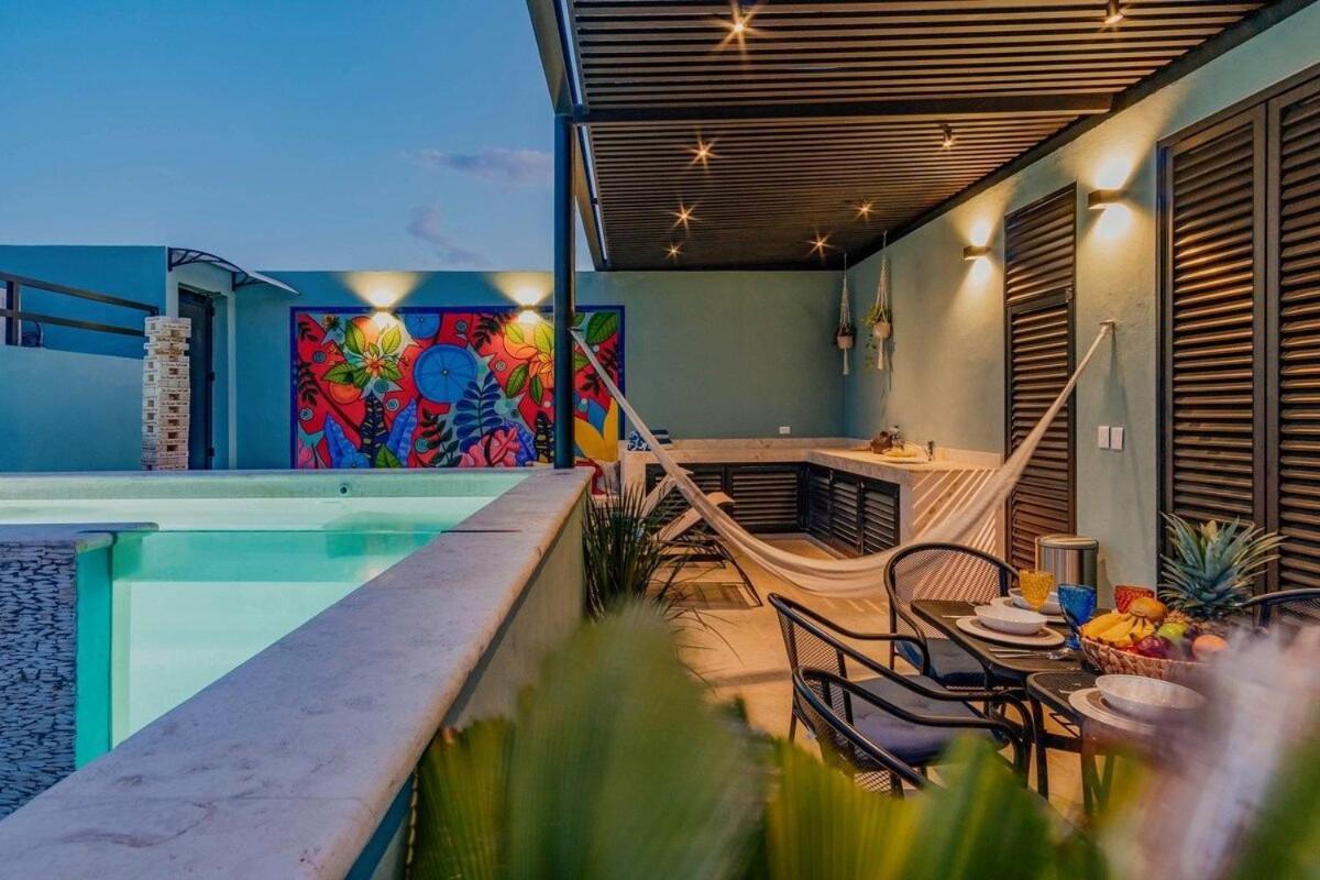 Rincon Del Cielo Rooftop With Glass Walled Pool Mérida Exterior photo
